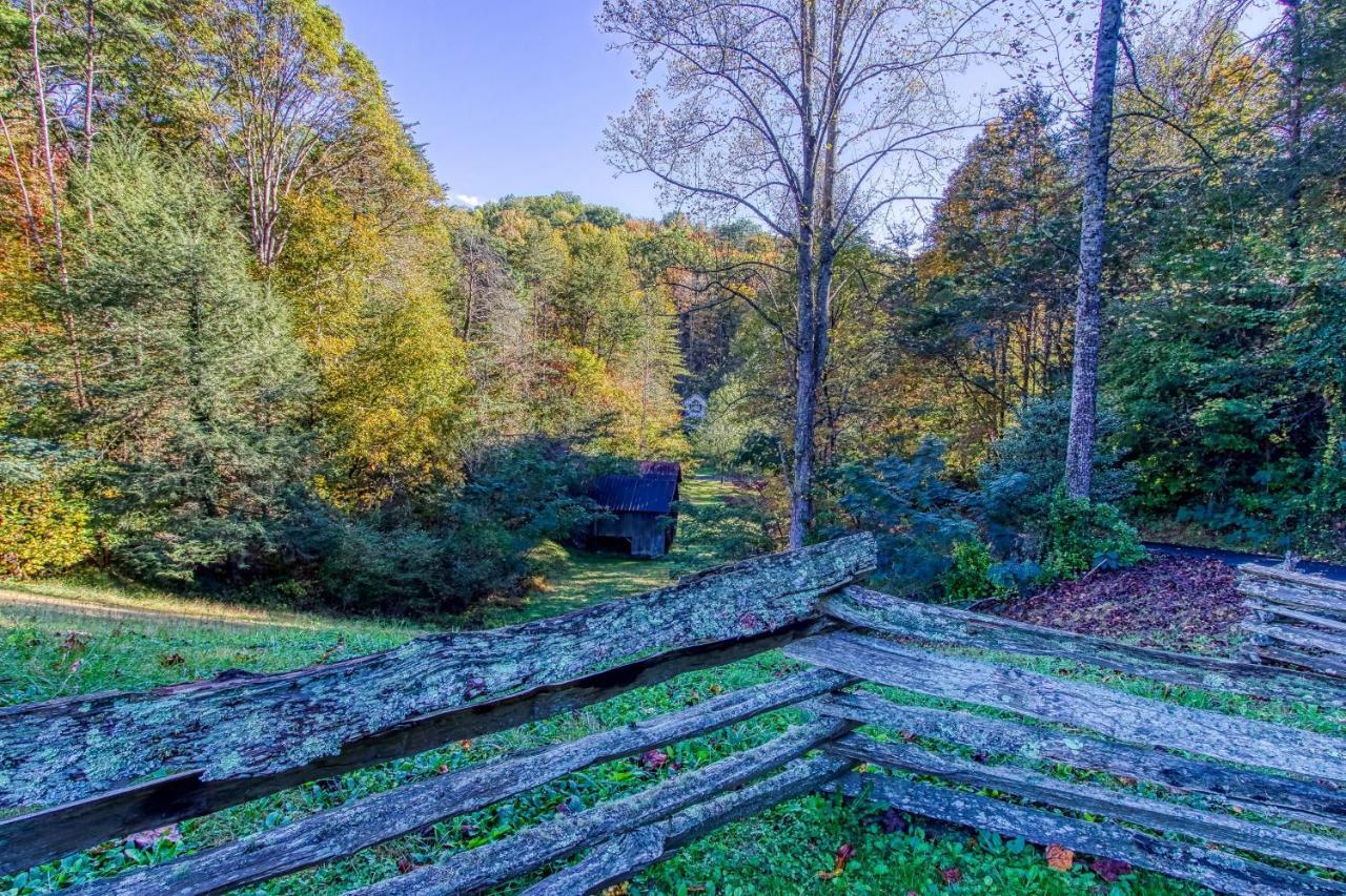 Cozy Creek Cabin Pigeon Forge Εξωτερικό φωτογραφία